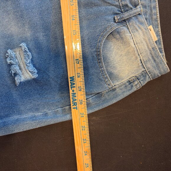 Women's Barrel Light Blue Distressed Jeans - Picture 11 of 12